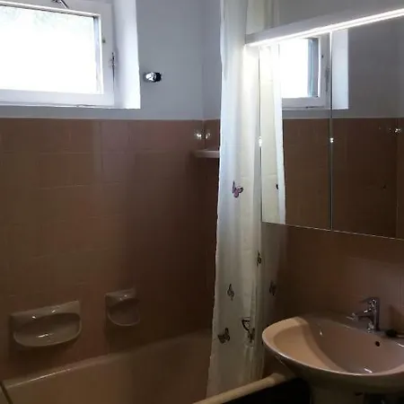 Veronika Apartman 1. *