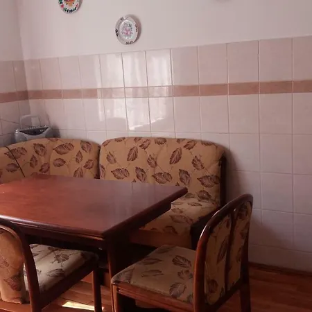Nyaraló Veronika Apartman 1. Sárvár