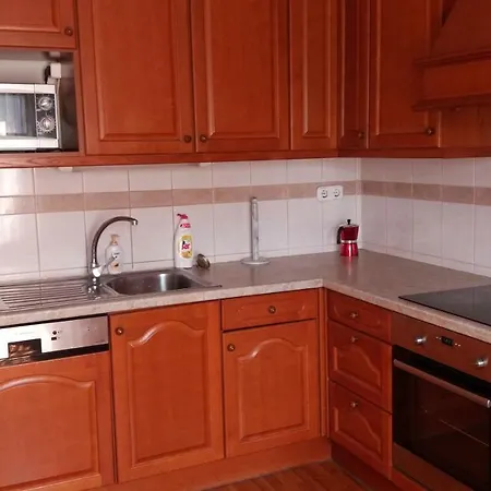 Nyaraló Veronika Apartman 1. *